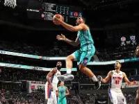 这也行？利物浦完成体检备战NBA季后赛夏洛特黄蜂转会期完成体检，曼联冲刺阶段门线救险的简单介绍-LOL电竞官网